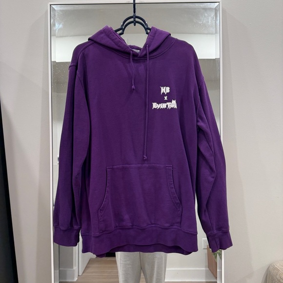 Hazel Boutique x Evil Genius I Swear She’s an Angel Hoodie - Picture 3 of 5